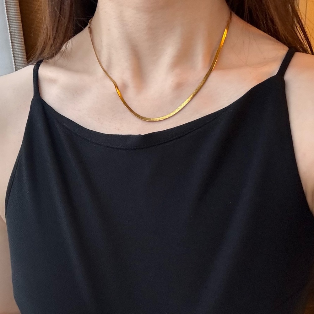 Free w/ purchase Elegant Gold-plated Necklace